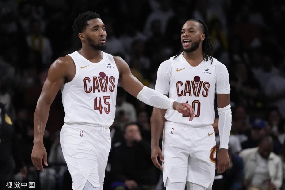 山西队绝杀广东队，米切尔带队取胜