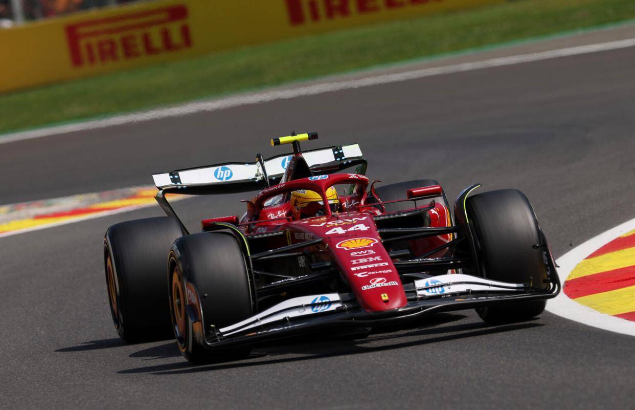 红牛二队碾压哈斯车队，皮亚斯特里关键制胜