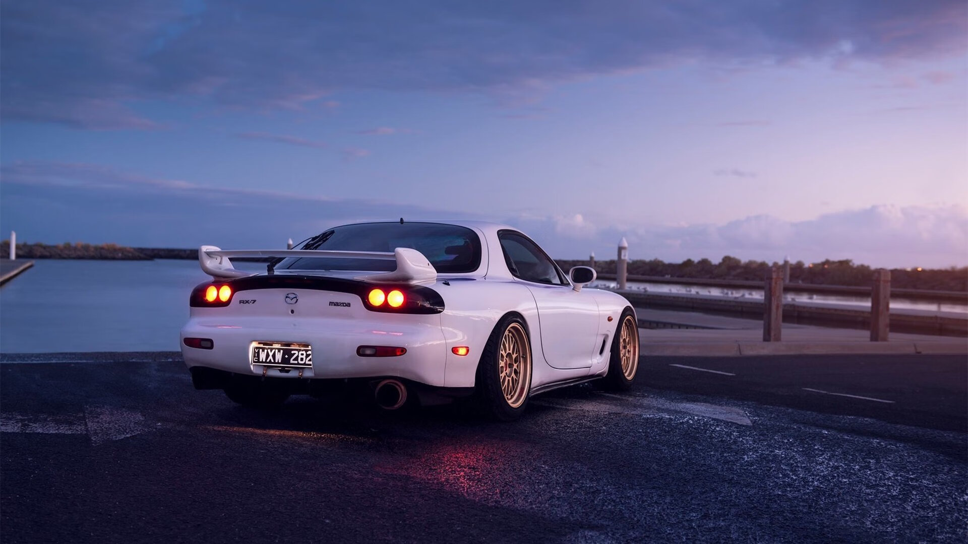 租借锋霸爆发！弗拉霍维奇双响助贝蒂斯3-0完胜AC米兰，提前终结晋级悬念