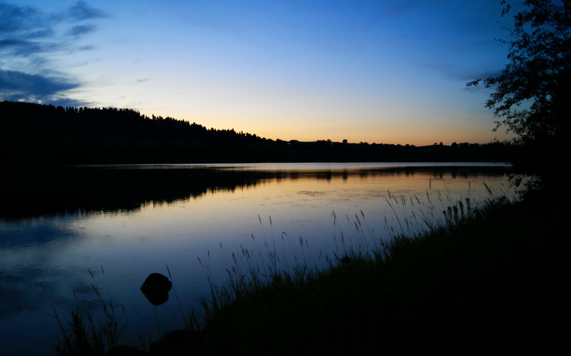 爱游戏-绿茵场上的街道赛狂飙，西班牙终结乌克兰，三笘薰的F1式接管艺术